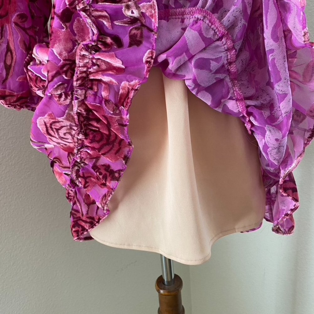 Dress - Picture 6 of 6